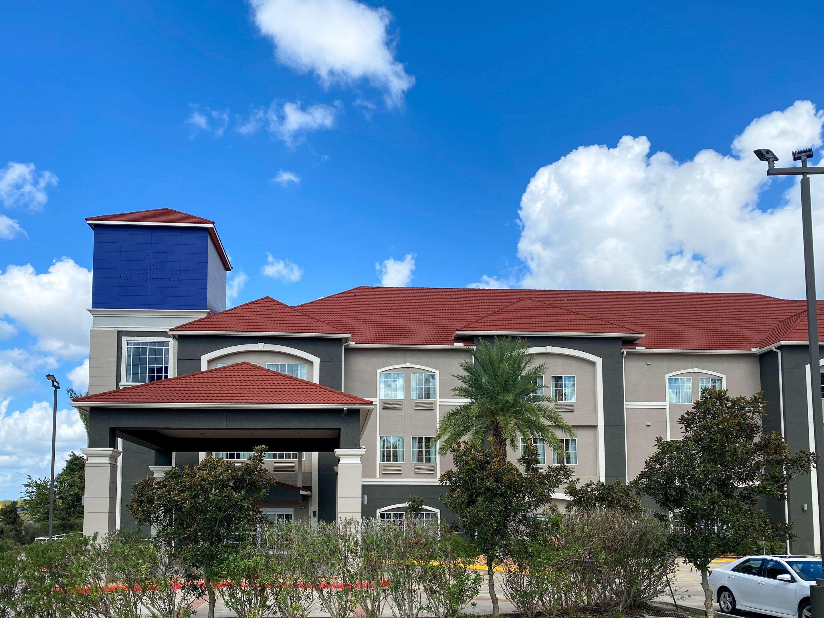 קליבלנד Comfort Inn & Suites מראה חיצוני תמונה