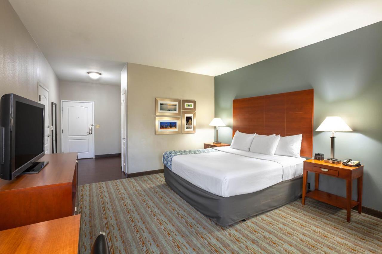 קליבלנד Comfort Inn & Suites מראה חיצוני תמונה